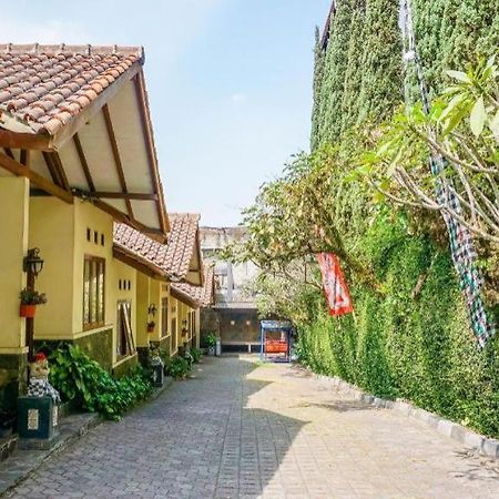 Oyo 1488 Hotel Cemara Asri Lembang Eksteriør billede