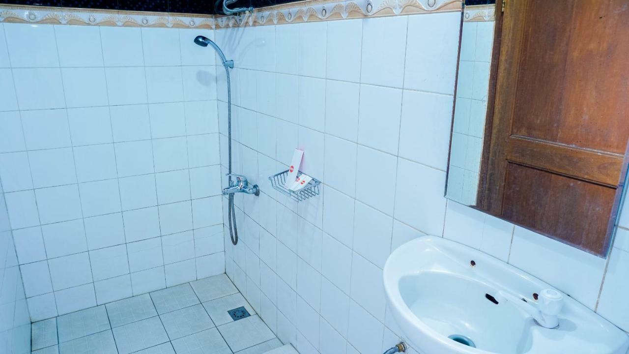 Oyo 1488 Hotel Cemara Asri Lembang Eksteriør billede
