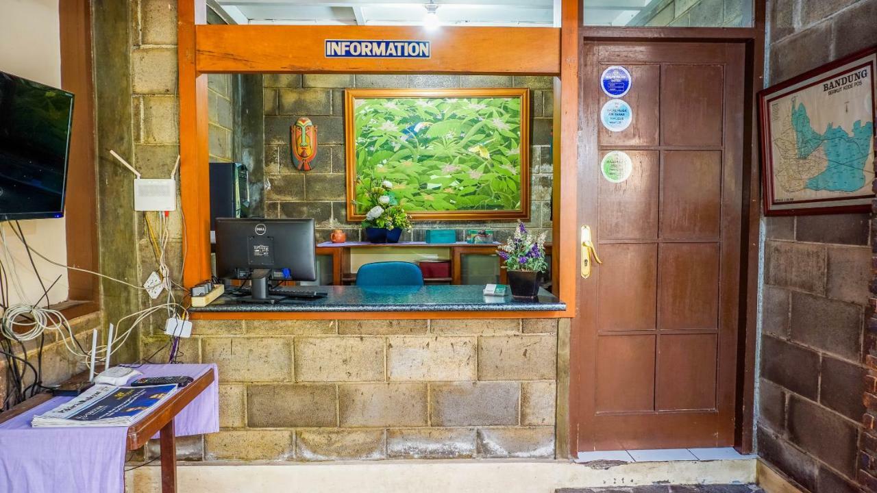 Oyo 1488 Hotel Cemara Asri Lembang Eksteriør billede